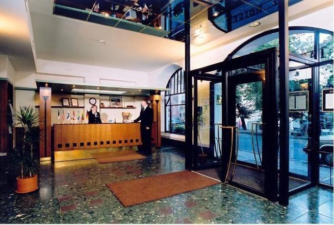 Barclay Hotel Тарту Екстериор снимка