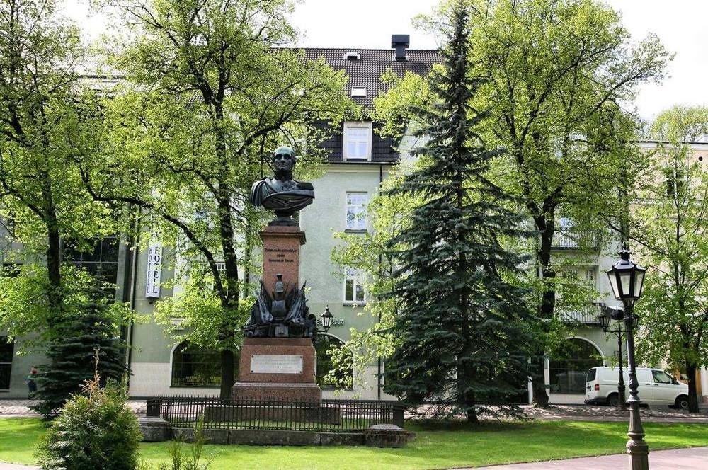Barclay Hotel Тарту Екстериор снимка