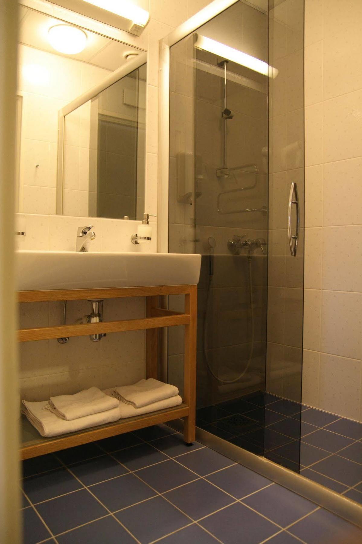 Barclay Hotel Тарту Екстериор снимка