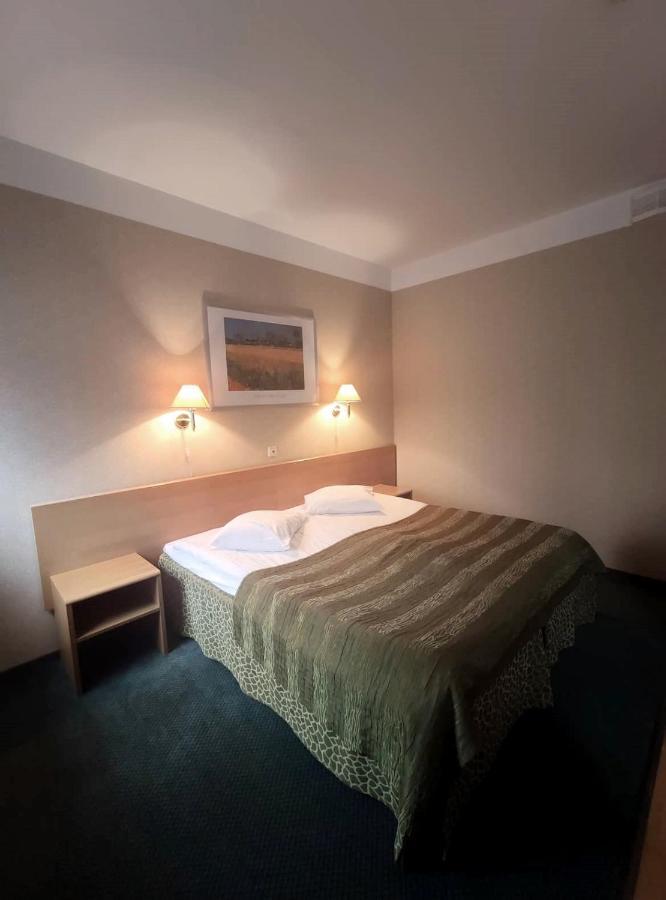 Barclay Hotel Тарту Екстериор снимка